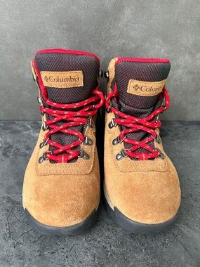 COLUMBIA WATERPROOF LEATHER Suede Newton Ridge Hiking Boots Women's Size 8